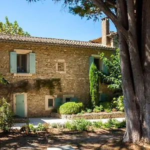 https://mas-des-cdres.fr-provencehotel.com